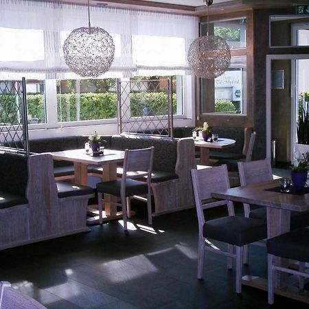 Hotel Till-Moyland Garni Bagian luar foto